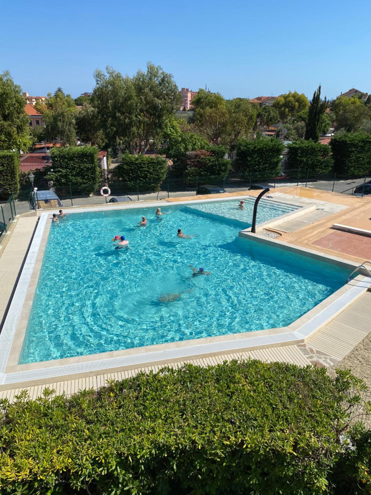 Il Borgo Della Rovere San Bartolomeo Al Mare Exterior foto