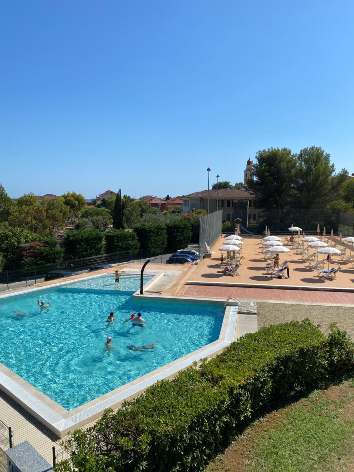 Il Borgo Della Rovere San Bartolomeo Al Mare Exterior foto